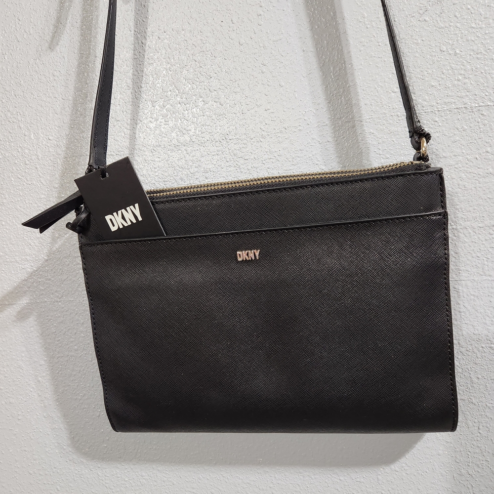DKNY Bryant Park Black Crossbody Bag Wallet Triple Pocket